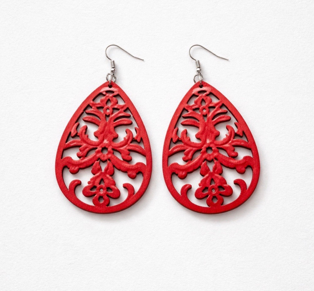 Dangle earrings(hollow tear-drop )