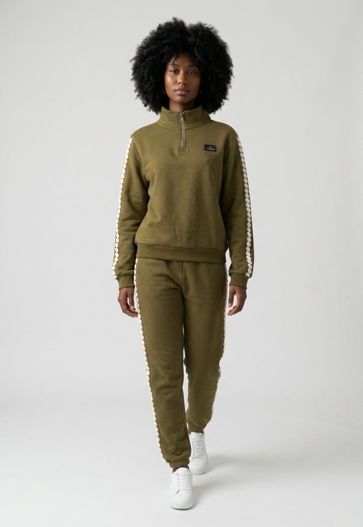 Cowrie Grey Zip
