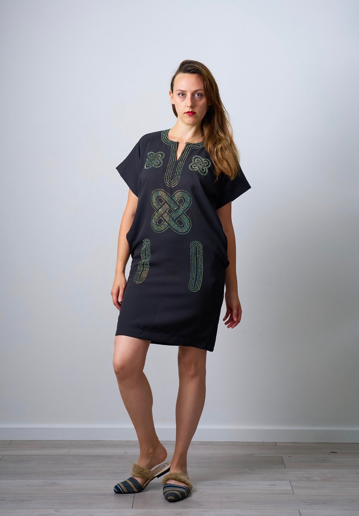 Short maxi dress
