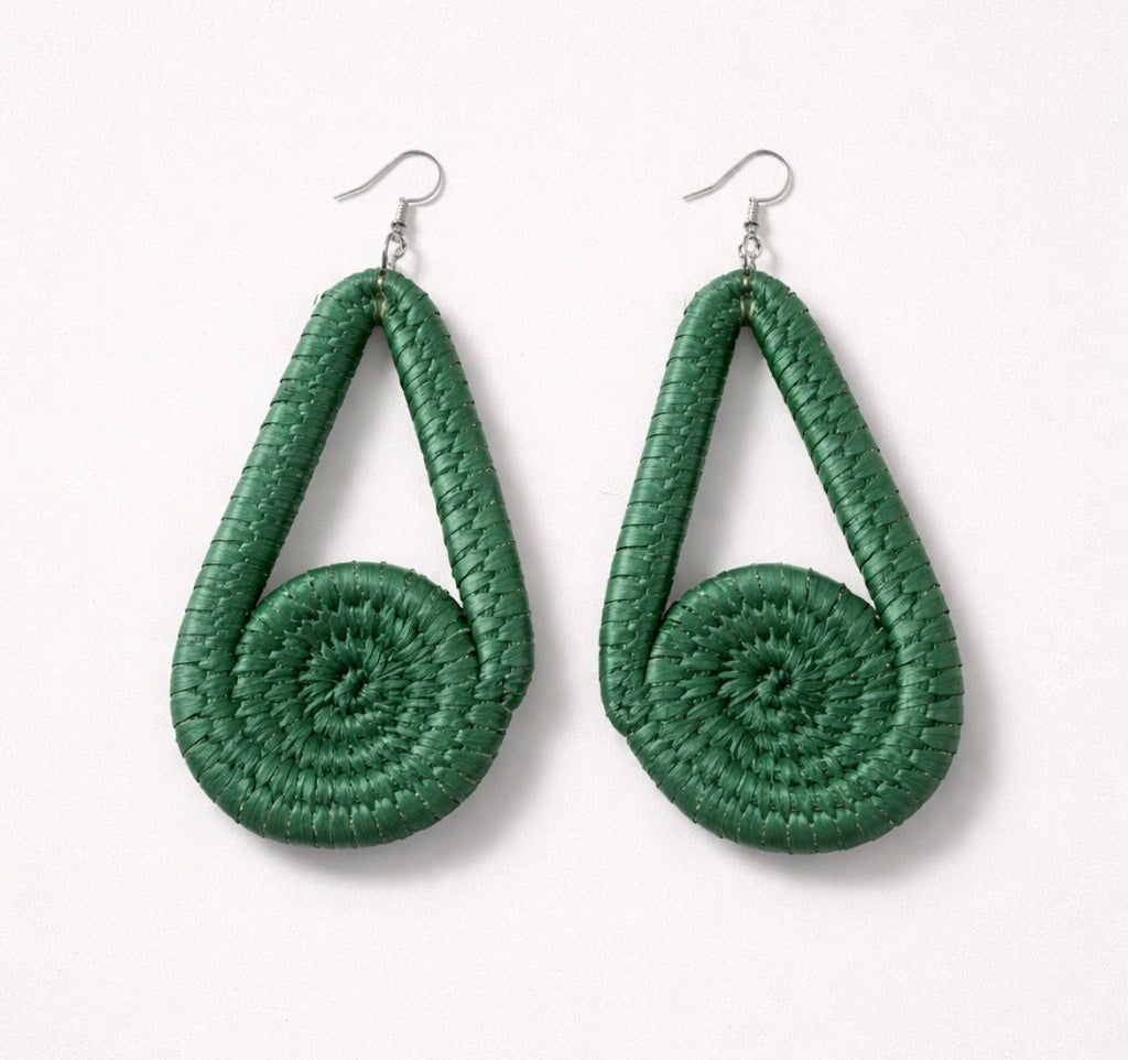 Dangle earrings (Raffia Teardrop with spiral coil center)
