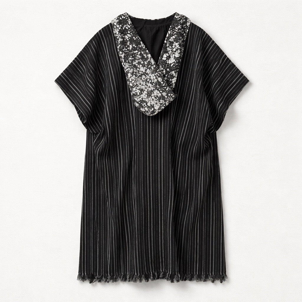 Hooded kaftan