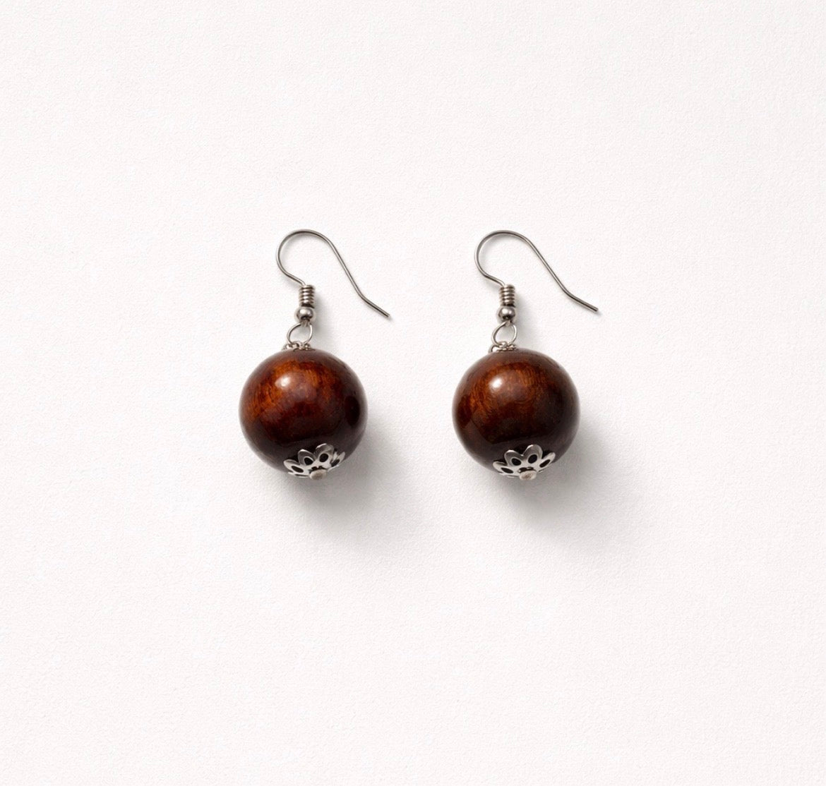 Dangle earrings (spherical)