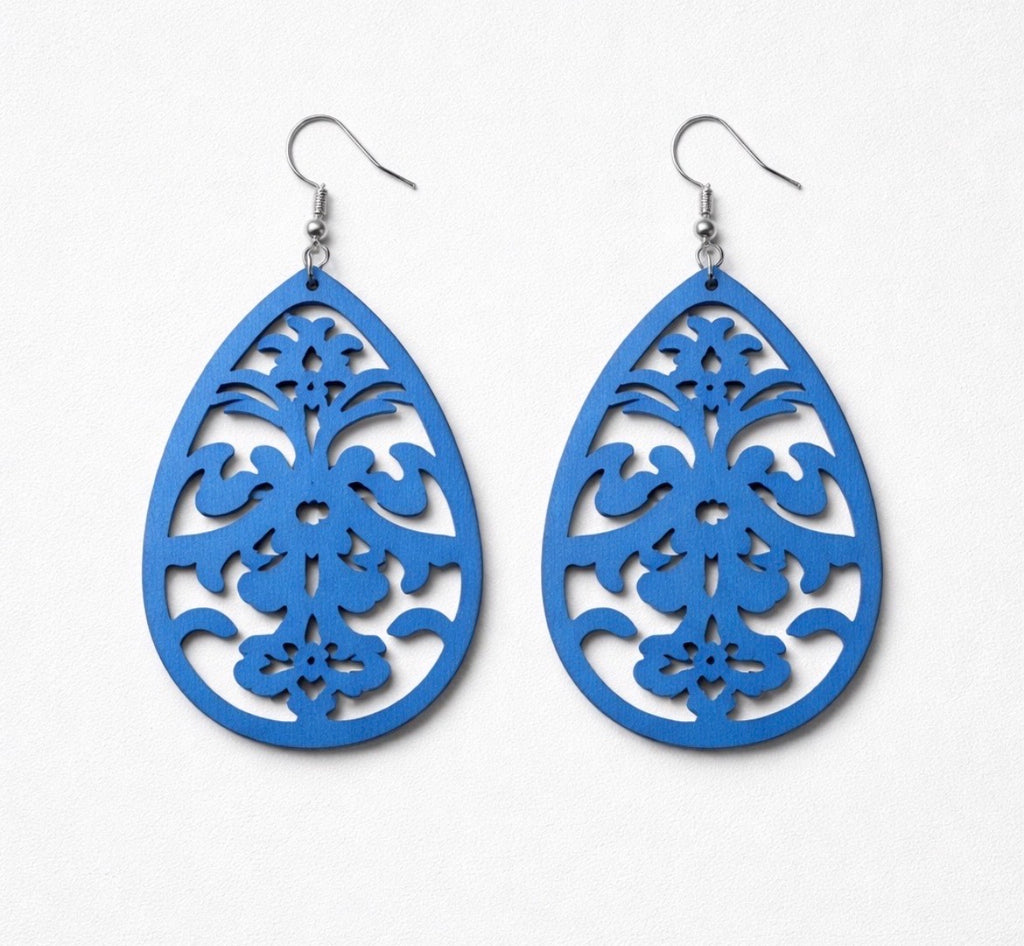 Dangle earrings(hollow tear-drop )