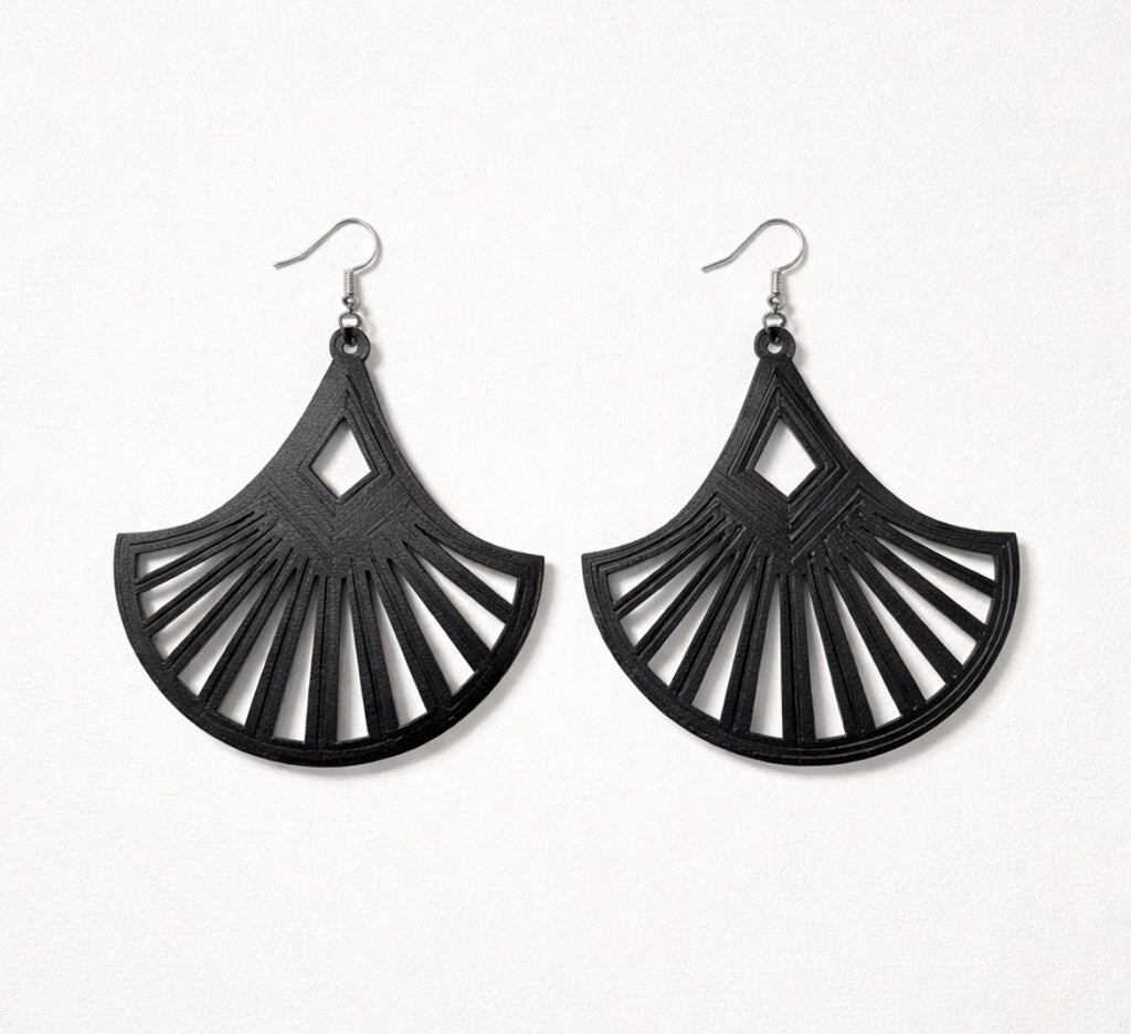 Dangle earrings (fan-like)